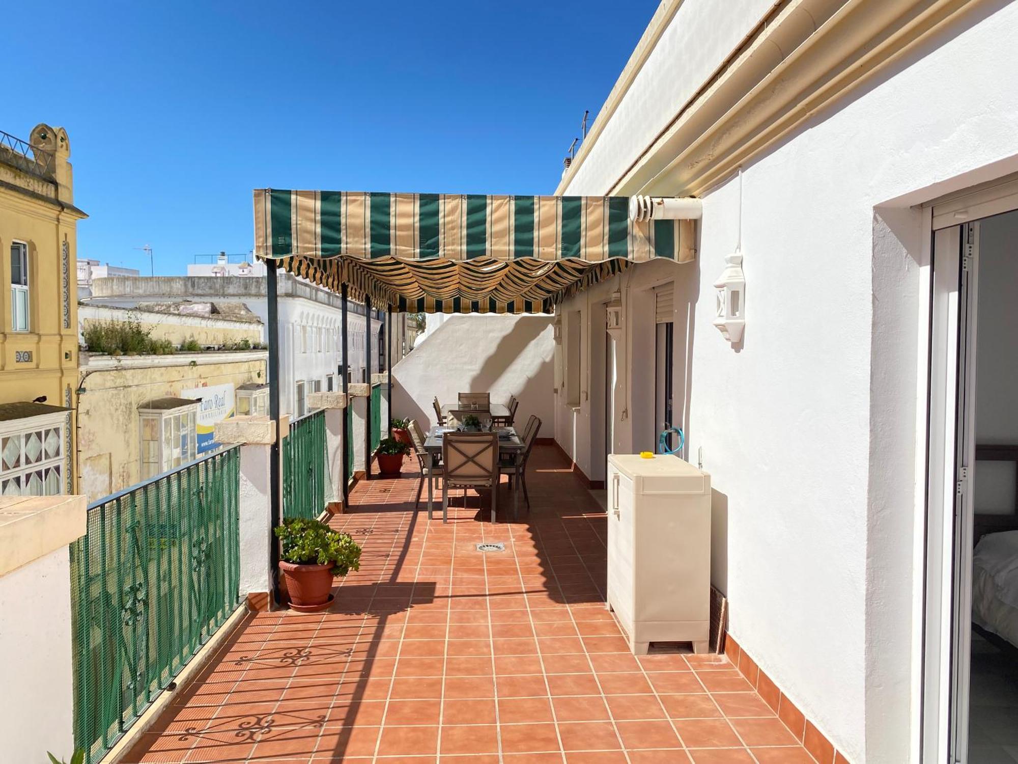 Magnifico Atico Pleno Centro. Terraza 60m. Climatizado, Garaje Sanlúcar de Barrameda